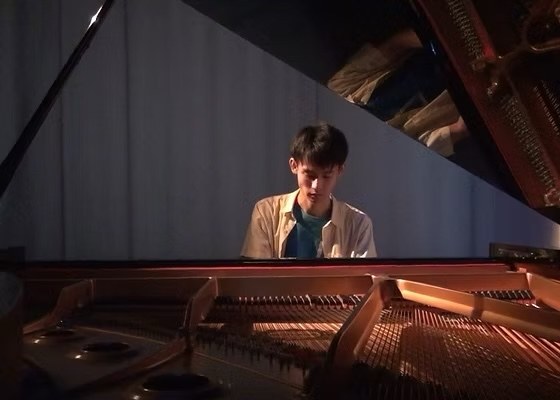 安藤諒一